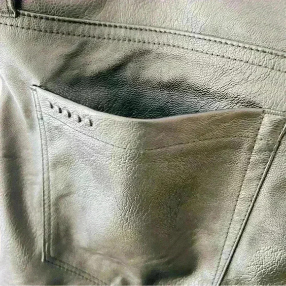 BLANKNYC 31 Womens Faux Leather Bold Mob Wife Body Con Dancing Flirty Retro Pant - Picture 8 of 11